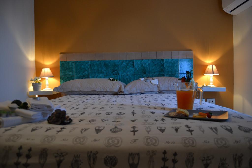 Un Tetto Di Stelle Deluxe Home Salerno Habitación foto