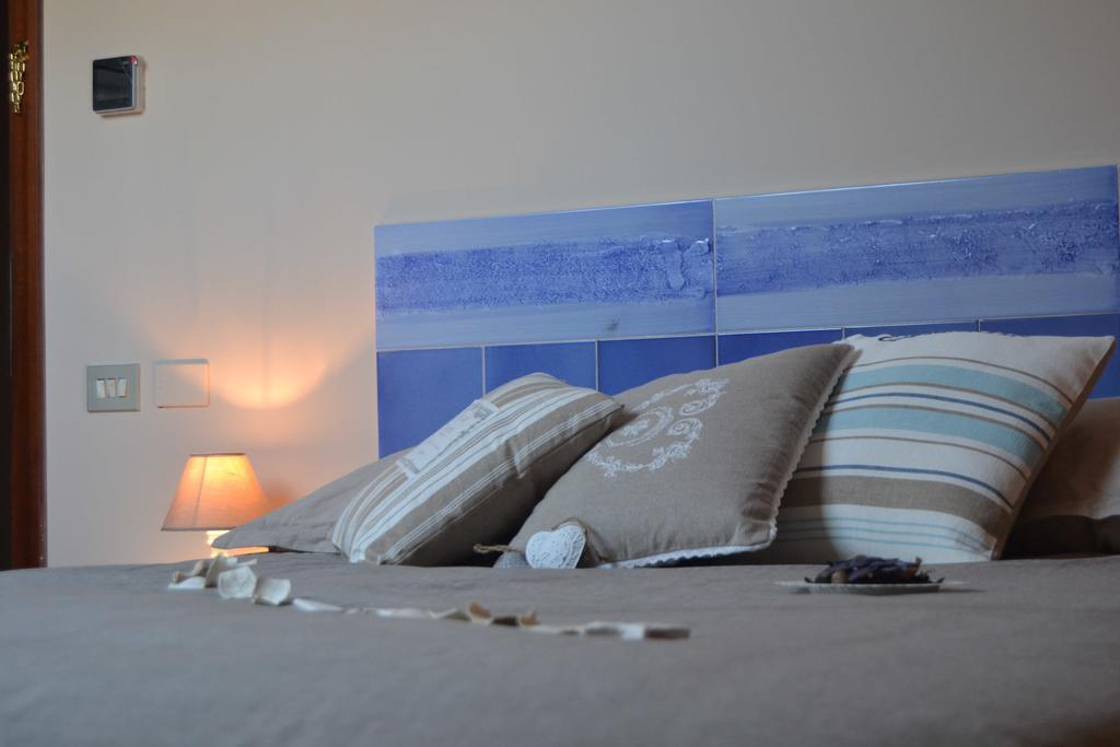 Un Tetto Di Stelle Deluxe Home Salerno Habitación foto