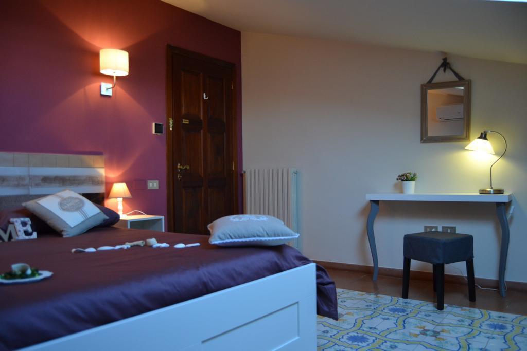 Un Tetto Di Stelle Deluxe Home Salerno Exterior foto